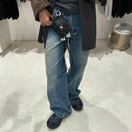 正品秋季现货韩国东大门Tempting 边线设计刷白显瘦爆款牛仔裤