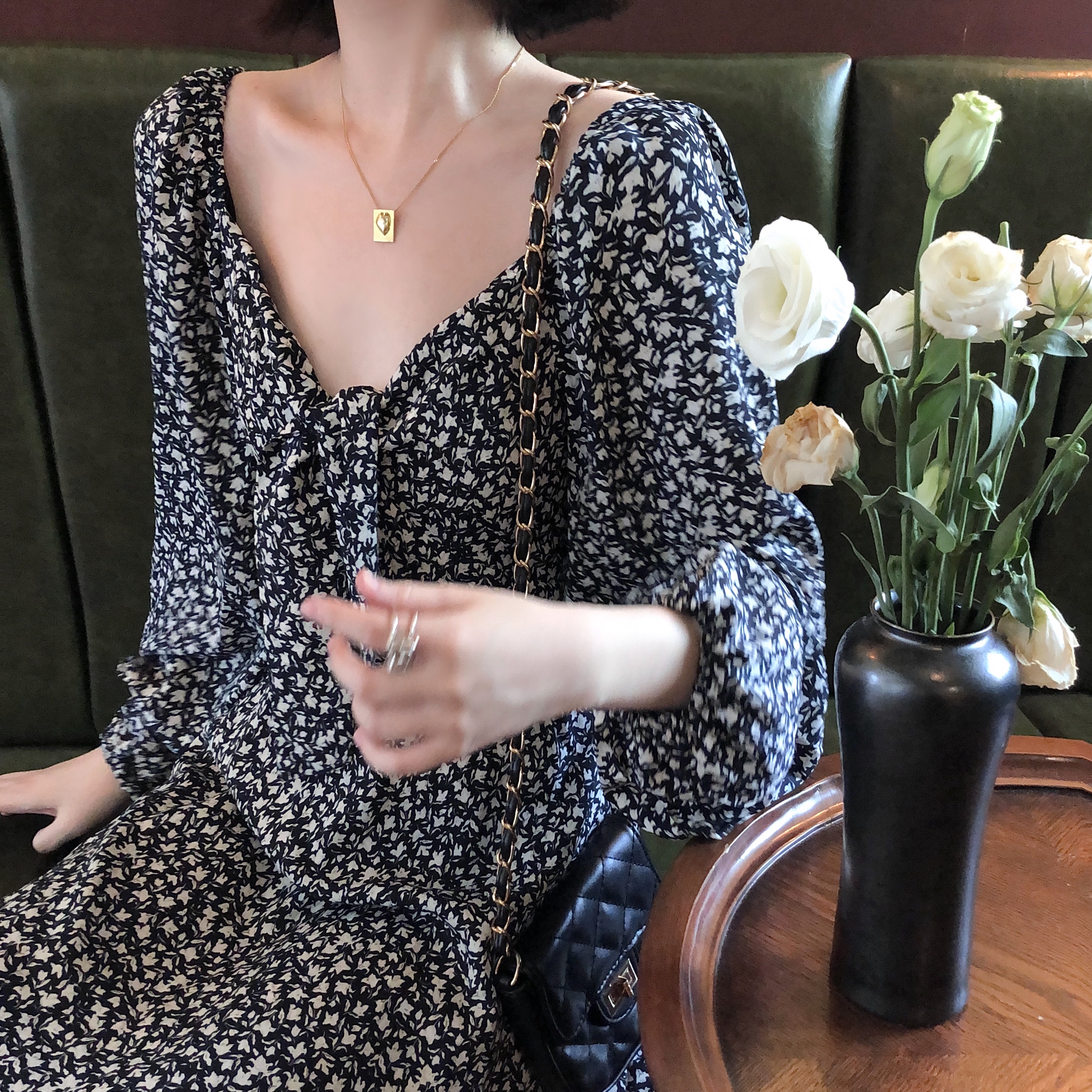 Real price ~ V-neck printed long sleeve A-line dress with thin lace up