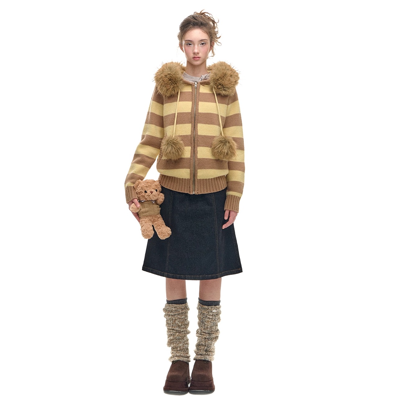 Romance Nanci 12.8日20点上新 宽条纹毛衣开衫外套