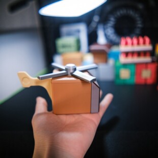 机关直升机puzzle解密盒子螺旋桨离心力的圣诞礼物收纳玩具十级