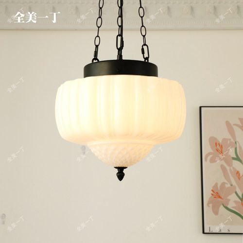 全美一丁中古奶玻璃art吊灯