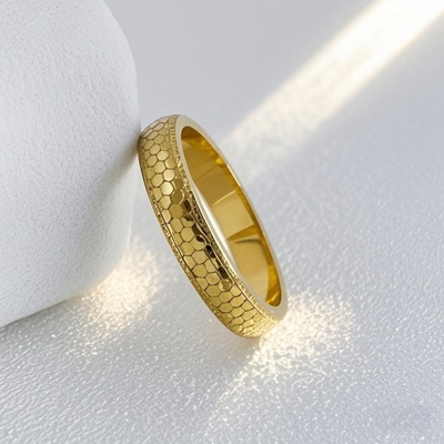 18K金波光粼粼戒指女款不锈钢蜂窝几何食指戒冷淡风欧美简约饰品