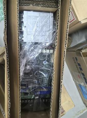 安川驱动器 CACR-SR03BE13SY44 全新原装 拍前议价