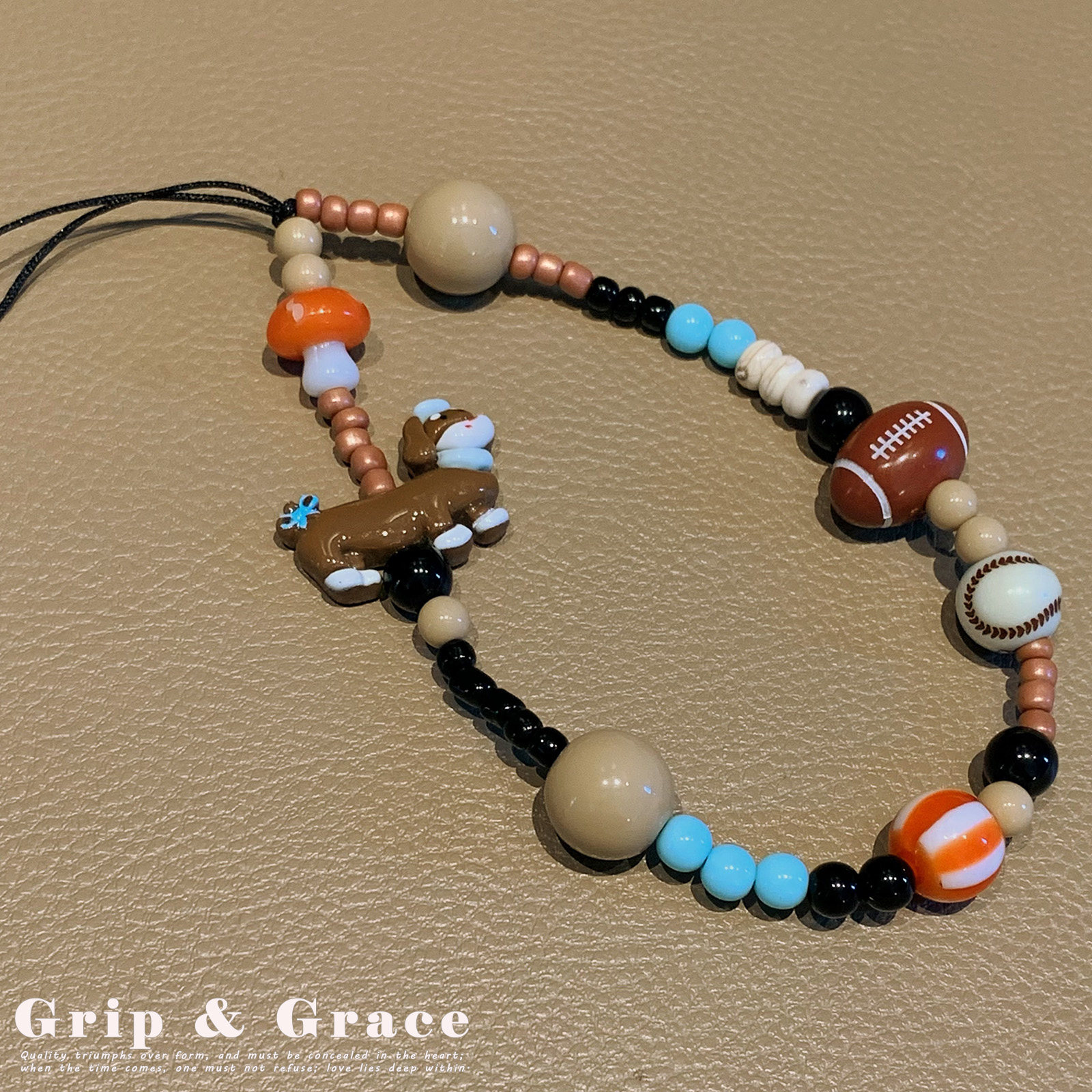 橄榄球小狗手机链可爱串珠挂件ccd相机挂饰ins包包挂链相机链珠