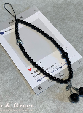 黑色原创爱心手机链串珠手腕挂饰挂绳手机壳相机ccd挂件链条挂坠