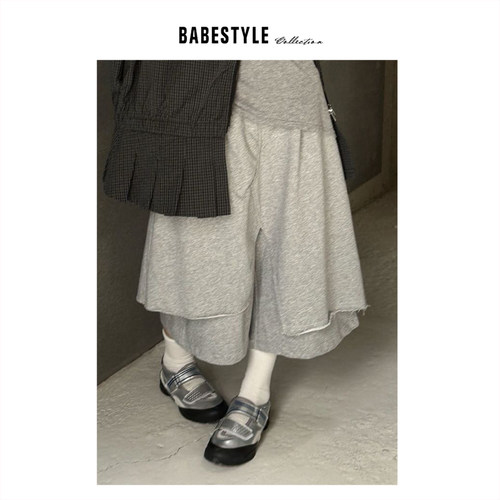 BABESTYLE |“舒适感”慵懒随性毛边双层不对称屁帘设计八分卫裤