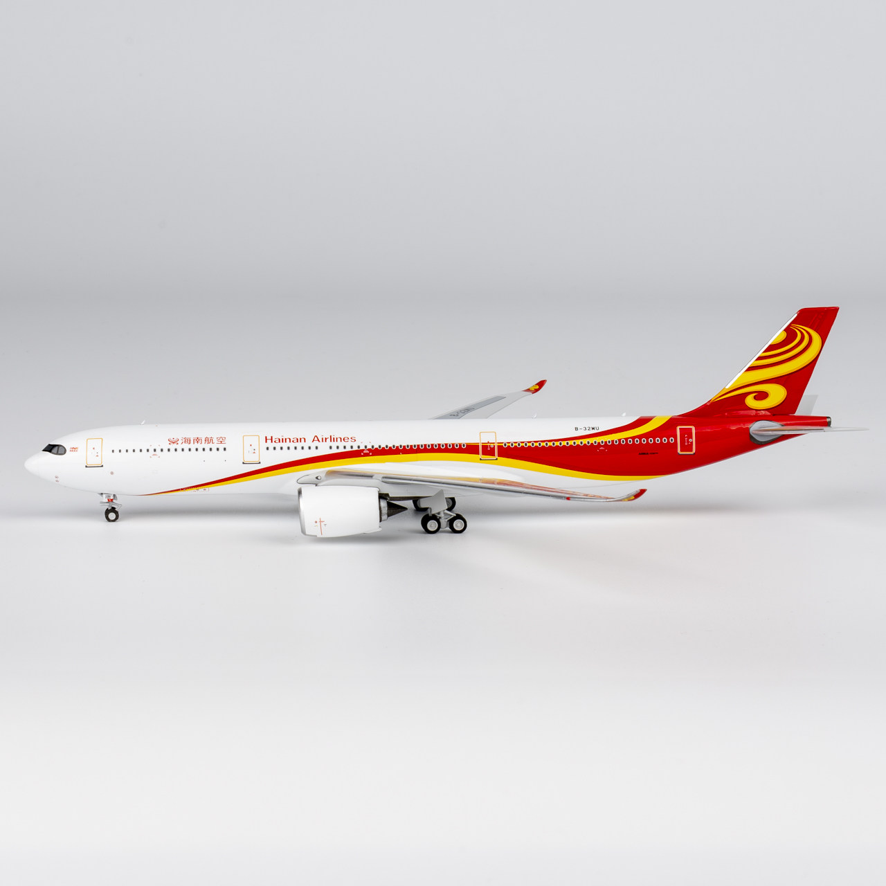 新品：NG  68007  海南航空  A330-900 B-32MU 1:400