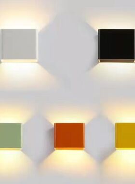 网红马卡龙床头壁灯轻奢简约北欧壁灯极简户外上下发方形卧室壁灯