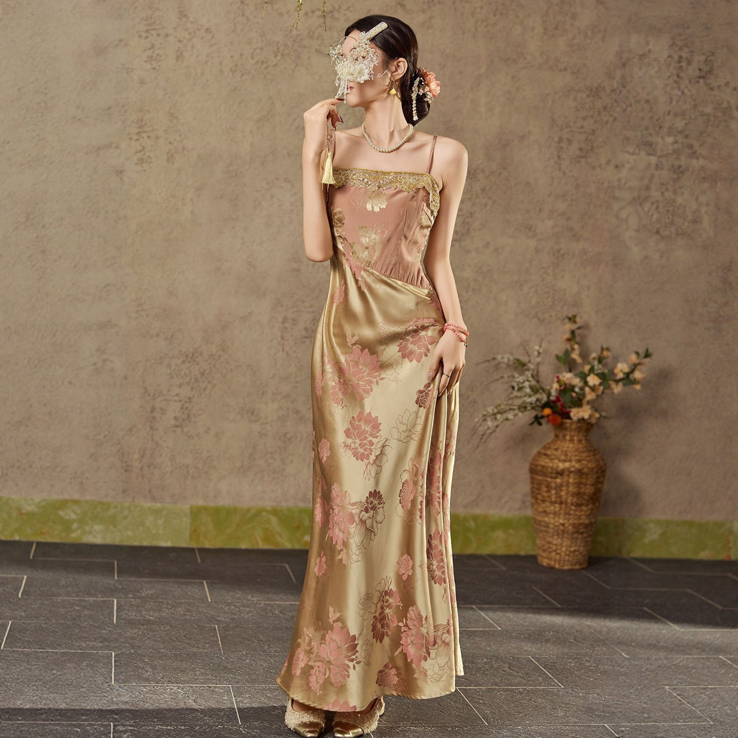 弥蝶【粉黛鎏光】新中式性感牡丹印花人丝吊带长裙国风气质连衣裙,女装/女士精品,汉服连衣裙,淘宝优惠券,粉丝福利购,淘宝优惠卷