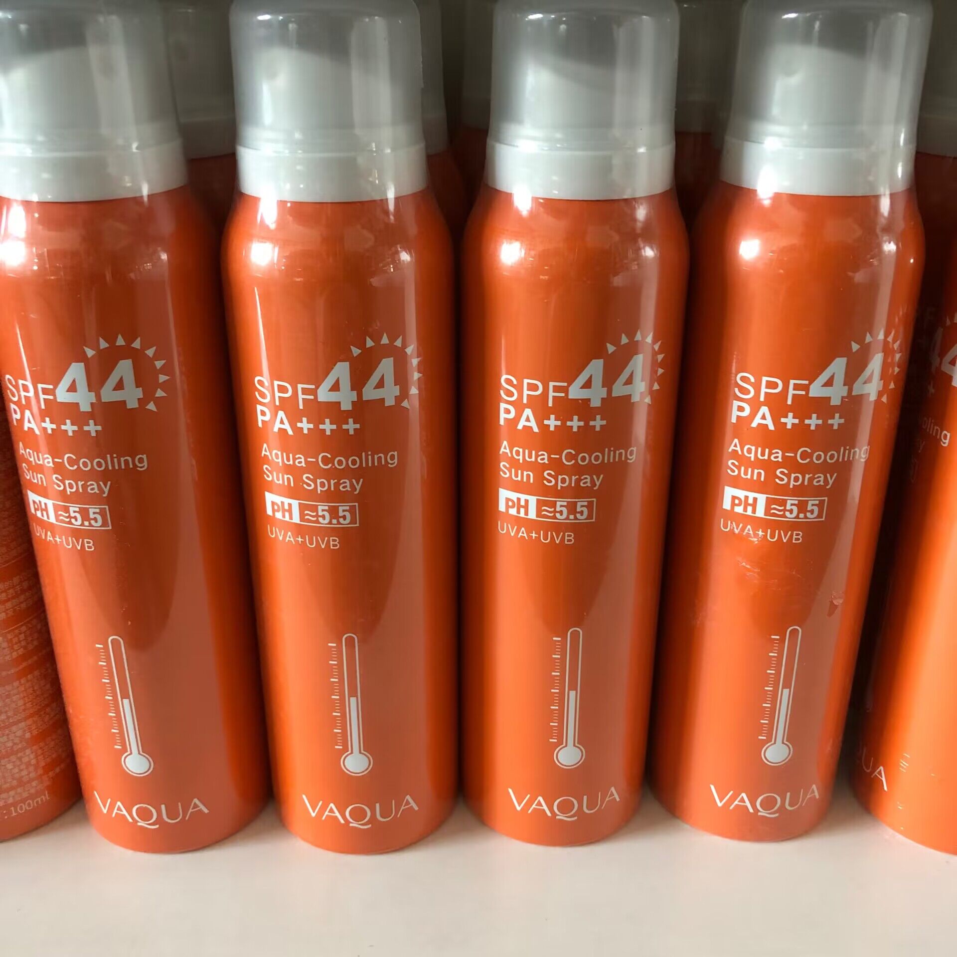 活泉冰点防晒喷雾spf44pa   100ml冰凉防晒防水抗汗军训高倍防护