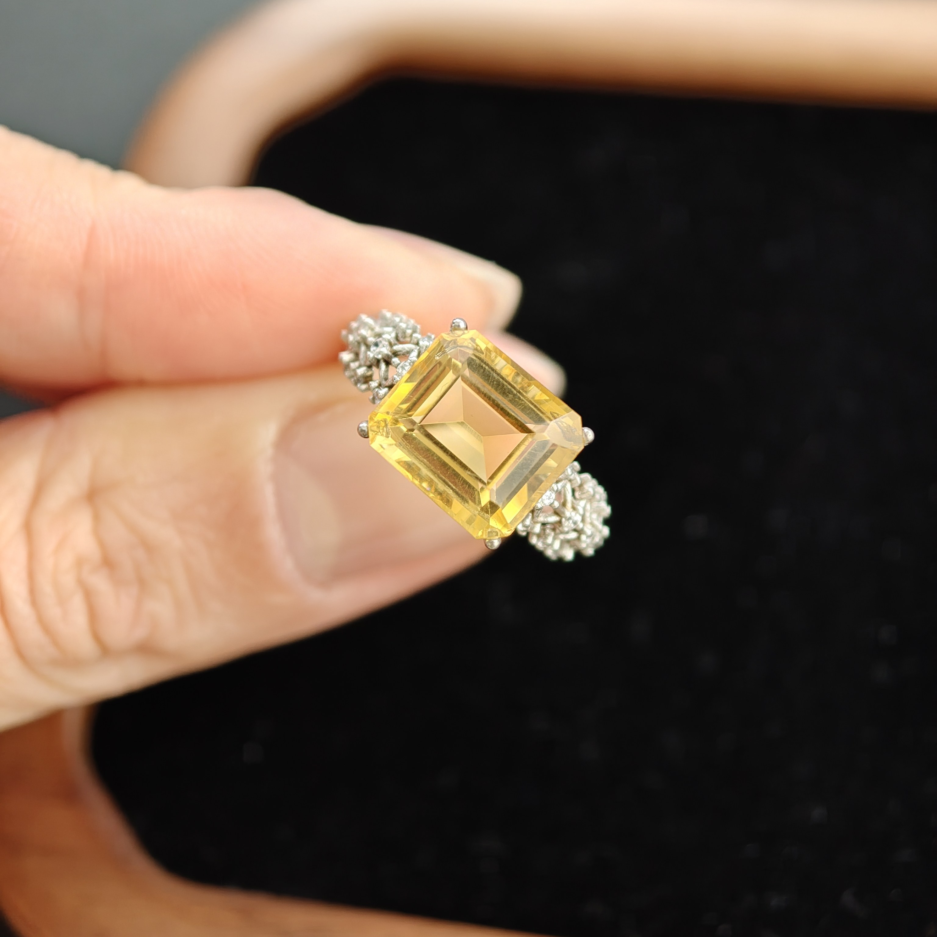 天然黄水晶戒指女款时尚百搭饰品礼物送女友闺蜜生日礼物一物一图