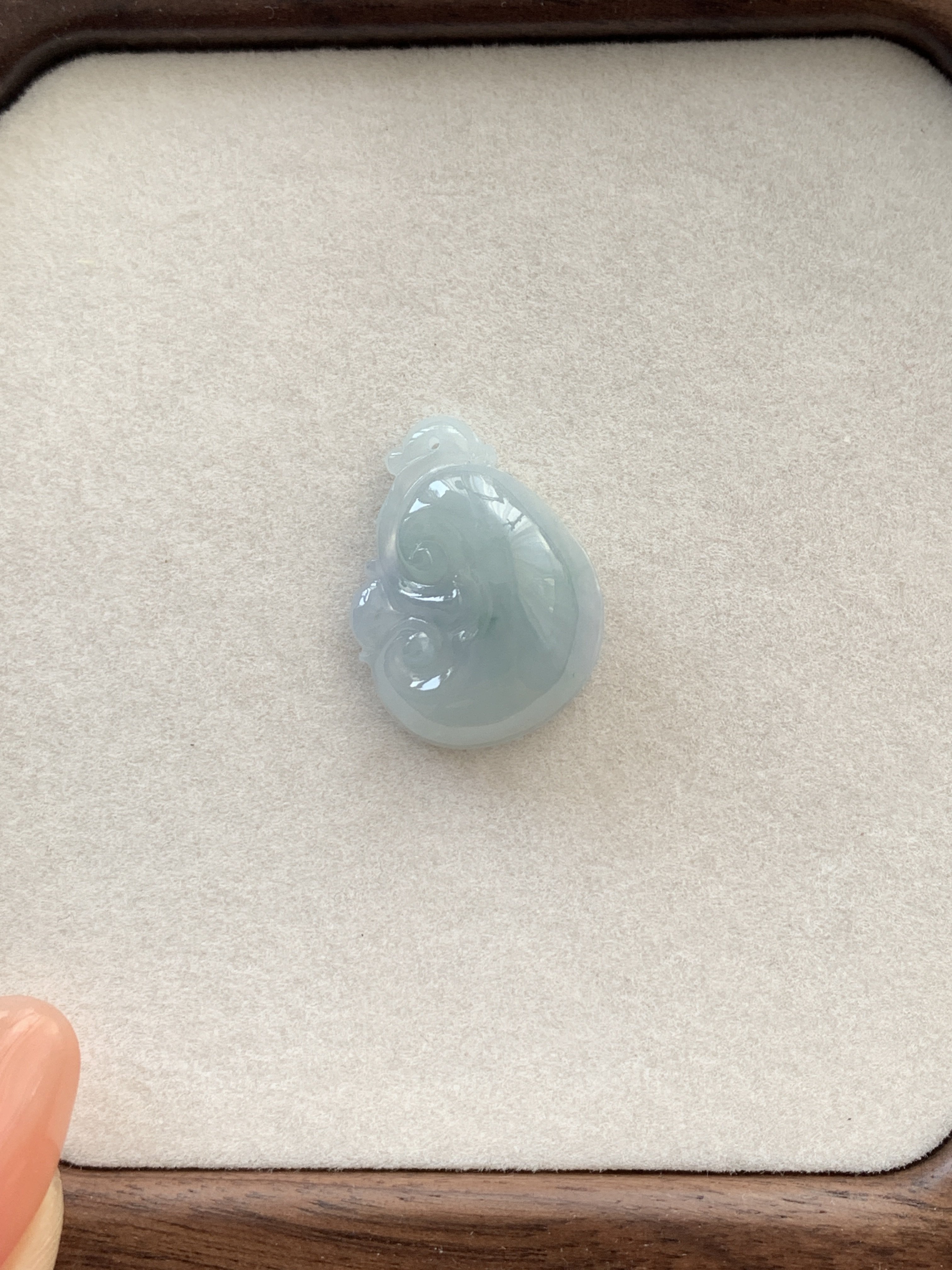 天然缅甸A货翡翠冰种蓝水飘绿如意吊坠翡翠挂件胶胶润润 一物一图