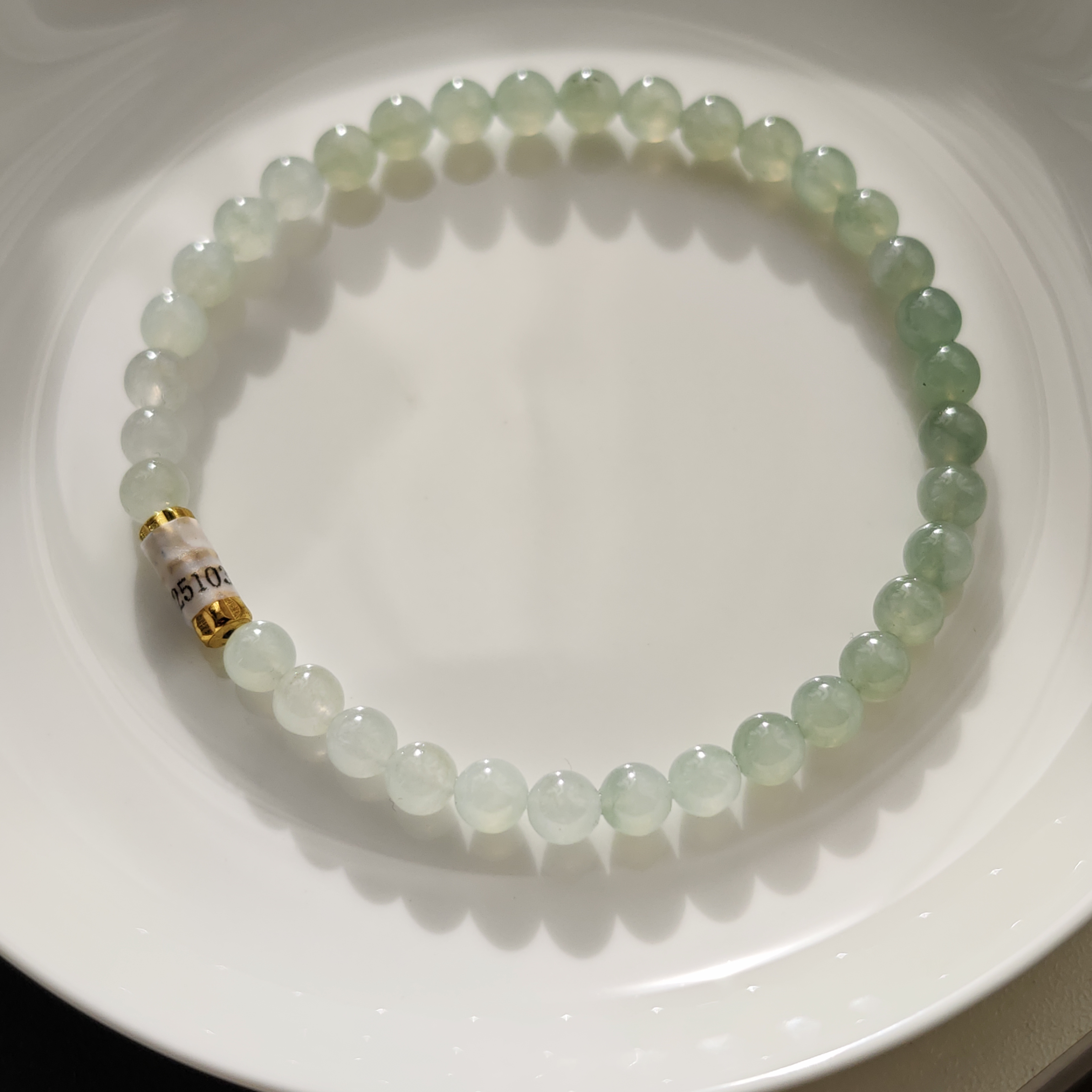 天然缅甸A货翡翠冰种晴绿色圆珠手串卡5.7mm女款手链特色一物一图