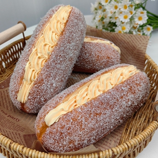 PU仿真椰蓉奶油面包模型美味甜品拍摄道具精致早餐橱窗样品假道具