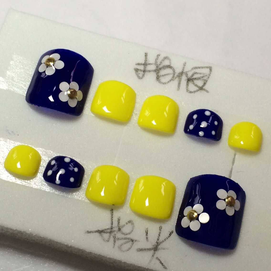 手工贴片穿戴甲脚趾甲光疗成品