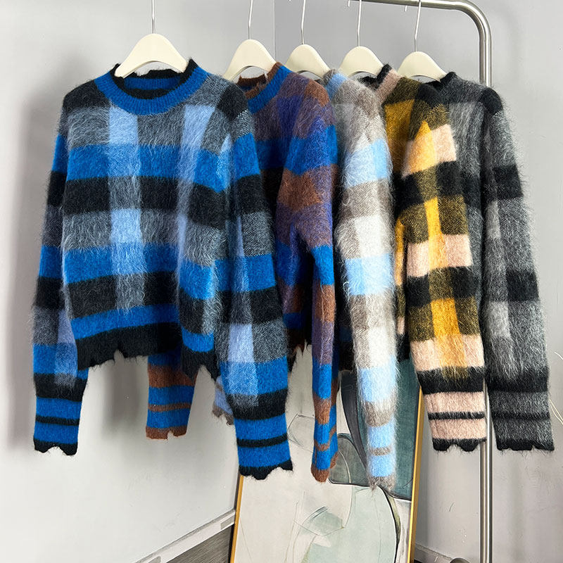 MAQNF圆领慵懒宽松马海毛毛衣