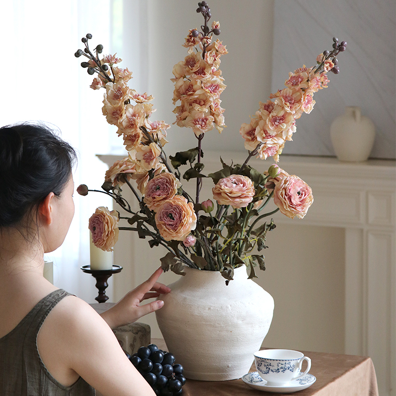 米子家居飞燕草客厅花卉