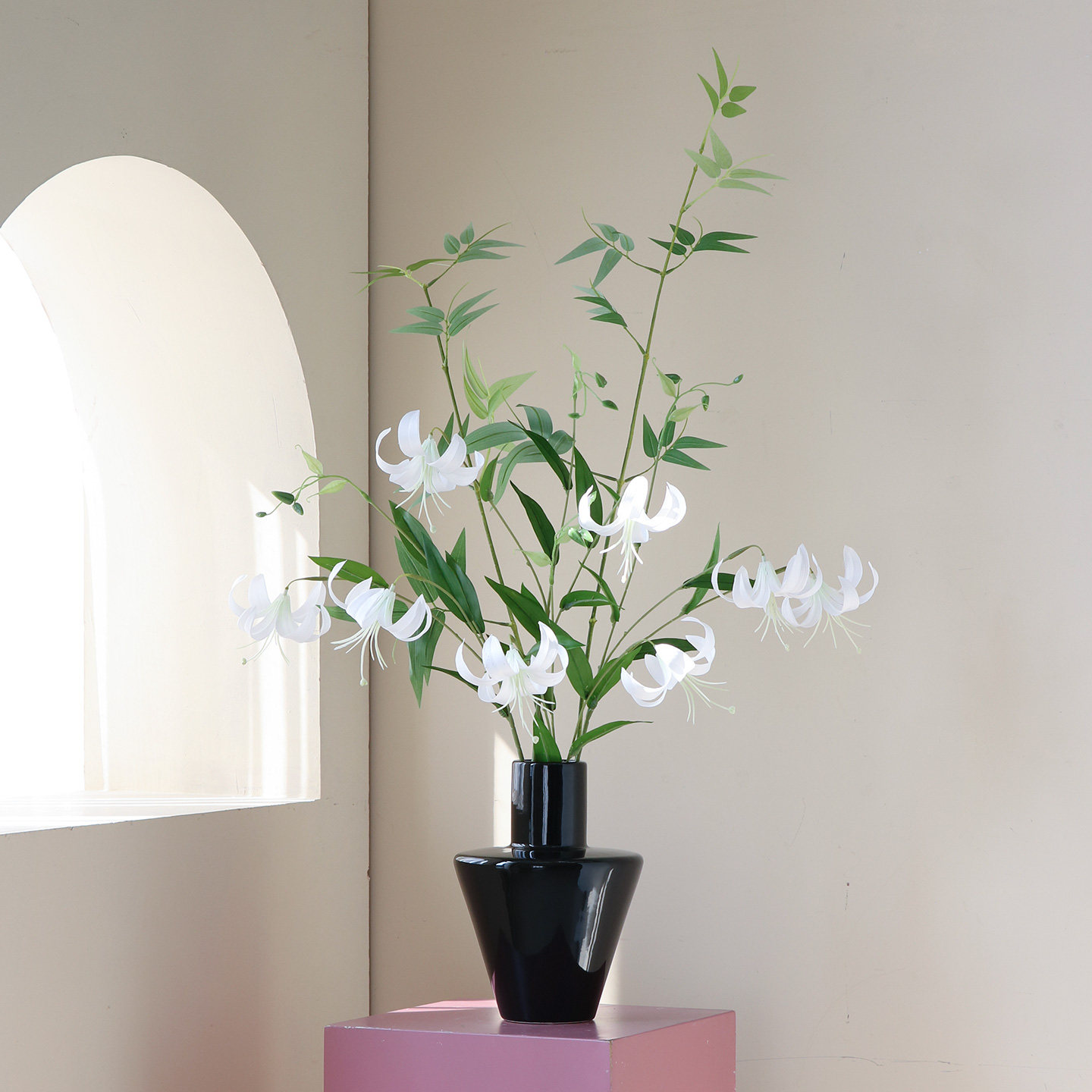 米子家居垂枝百合仿真花高级感逼真假花花束手捧花餐桌装饰品摆件