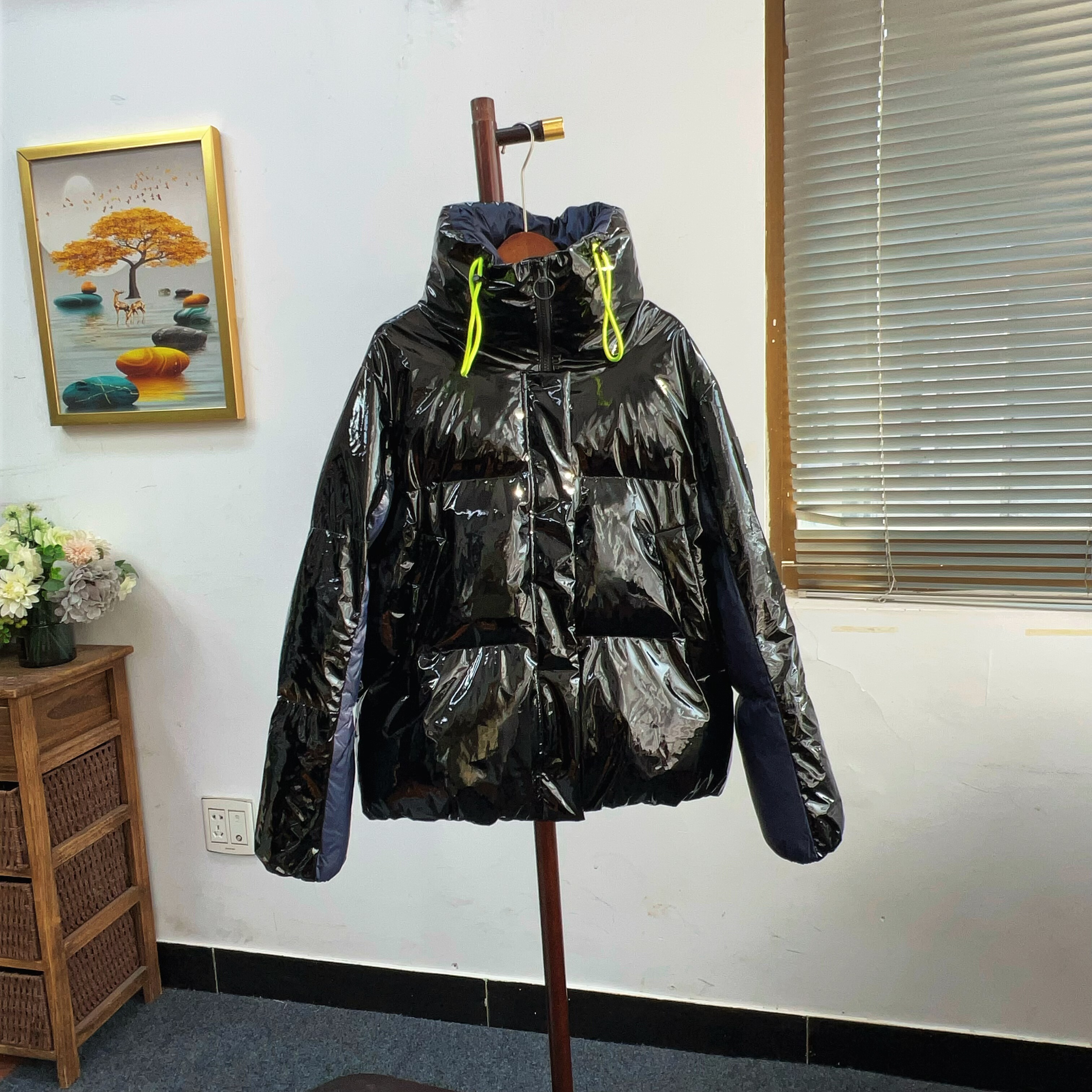 特价亮面拼接棉服女韩国纯元黑色短款加厚保暖棉外套时尚显瘦保暖
