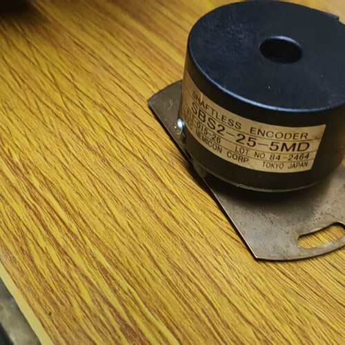 {议价}内密控SBS2-25-5MD编码器 原装拆机