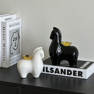 陶瓷马上有钱桌面摆件轻奢客厅电视柜酒柜家居装饰品高档艺术摆设