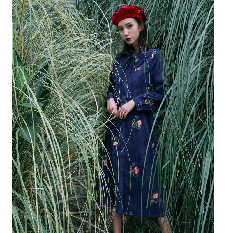 JUJU复古国风长袖娃娃领打底衬衫裙绣花绑带中长连衣裙女秋冬新款