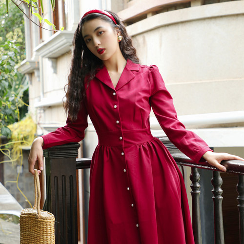 定制法式复古连衣裙西装领显瘦