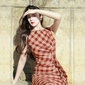 温柔气质法式 夏季 新款 复古一字肩收腰包臀红色格子连衣裙港风复古