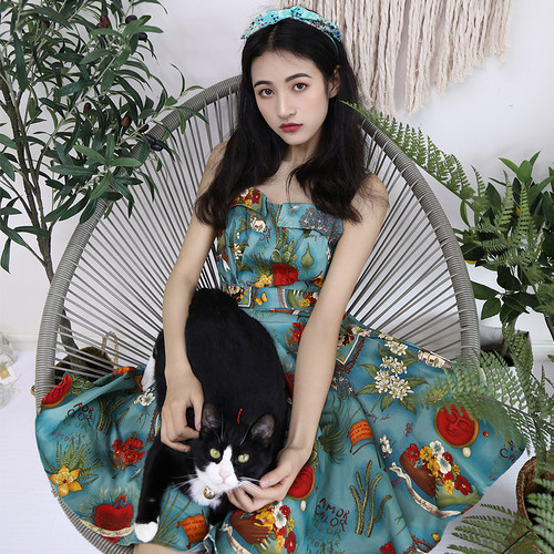 设计感欧美复古风蓬蓬裙连衣裙