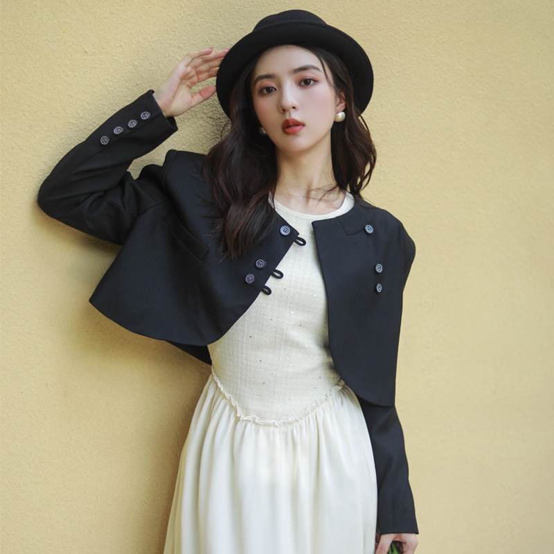 春秋季百搭开衫个性圆领复古国风垫肩上衣简约新中式长袖短外套