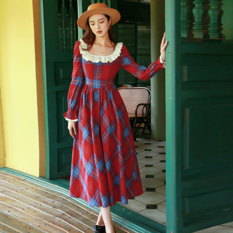 法式复古格子方领秋季长袖连衣裙