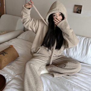 加绒加厚锁温连帽家居服套装女23秋冬新款猫猫绒可外穿睡衣两件套
