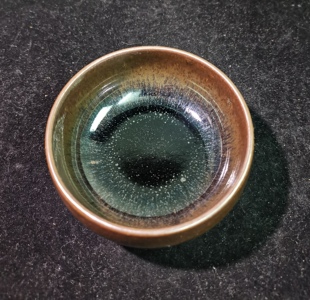 毛建军谢瑞明异毫八仙岭底款禅定器型主人杯(带证书)(微瑕)