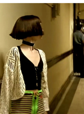 电影这个杀手不太冷角色扮演同款t恤玛蒂达COSPLAY上衣打底衫深V