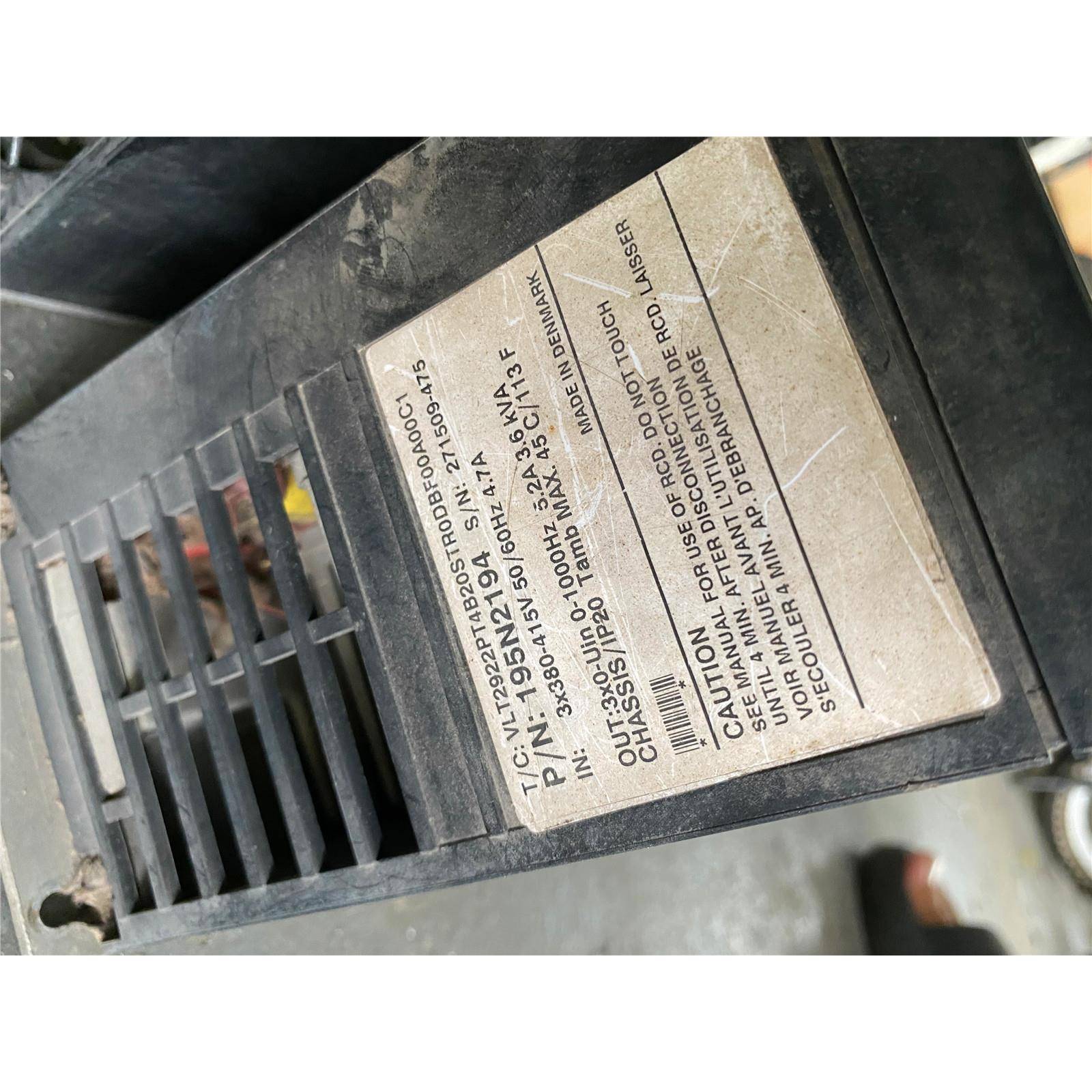 议价VLT2922PT4B20STR0DBF00A00C1丹佛斯VLT2900变频器2.2KW 测试