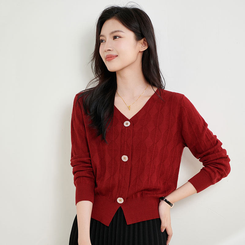 宝迪莱丝2026春季纯色V领麻花套头天丝针织衫女长袖百搭显瘦毛衣