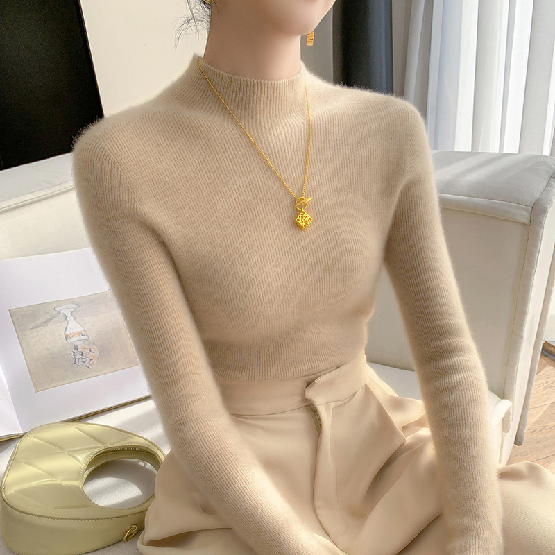 无缝半高领山羊绒衫女秋冬简约