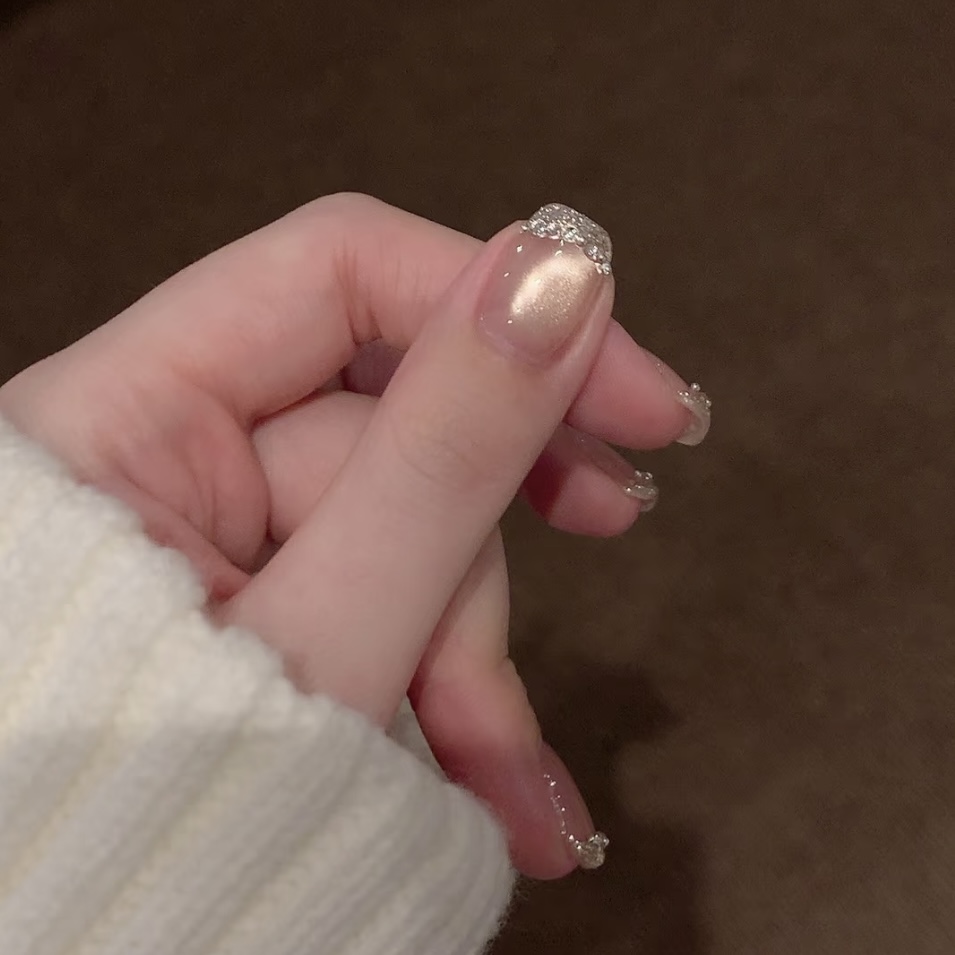 短款碎钻法式猫眼美甲贴片成品可拆卸假指甲显白高级感手工穿戴甲