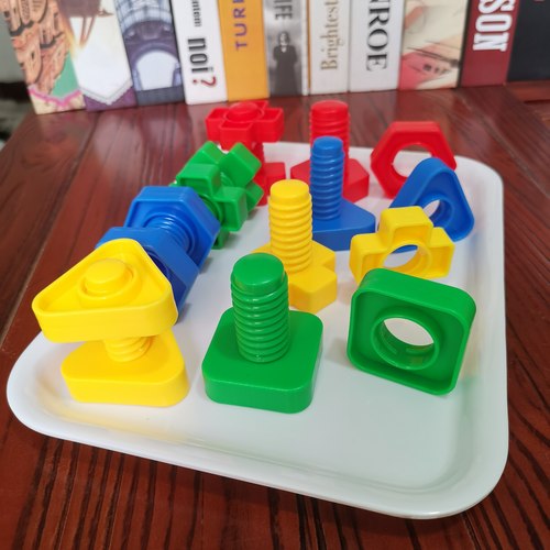 拧螺丝蒙氏教具积木配对1-3岁