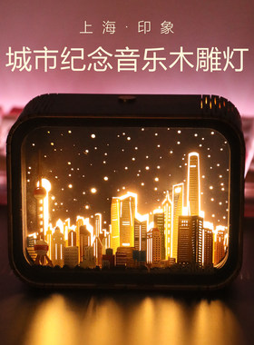 精美彩色木雕灯送老外旅游礼物