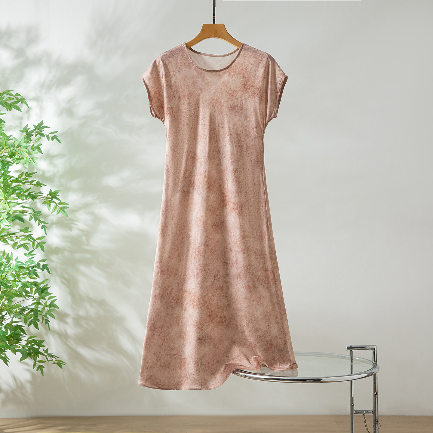 新款桑蚕丝弹力缎斜裁修身落肩圆领连衣裙印染优雅气质鱼尾长裙