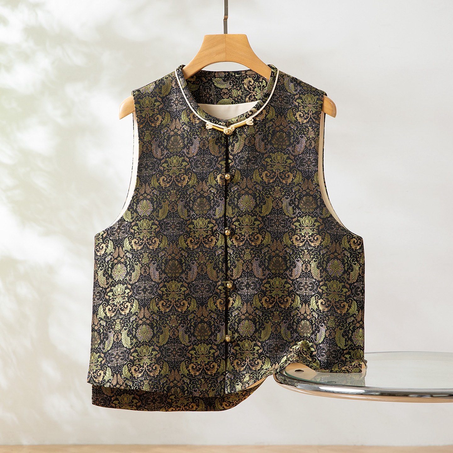 焦叶莲～真丝桑蚕丝宋锦对襟马甲圆领新中式国风女背心外穿上衣,女装/女士精品,马夹,淘宝优惠券,粉丝福利购,淘宝优惠卷