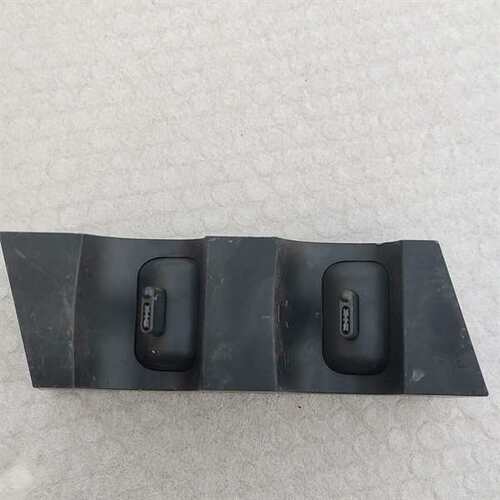 议价-PS 4 手柄充电器，型号:ZC-001，50包邮。