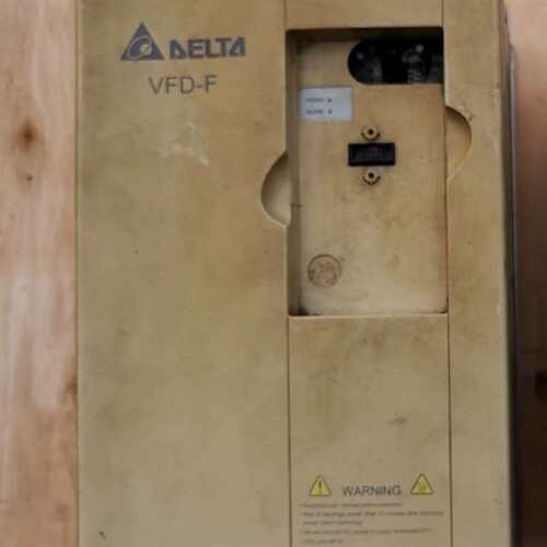 议价-VFD055F43B台达5.5KW拆机变频器两台配件价