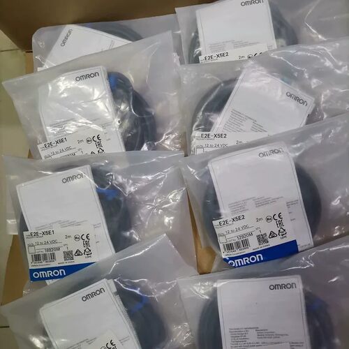 询价购-E2E-X5E1 E2E-X5E2欧姆龙接近开关全新原装