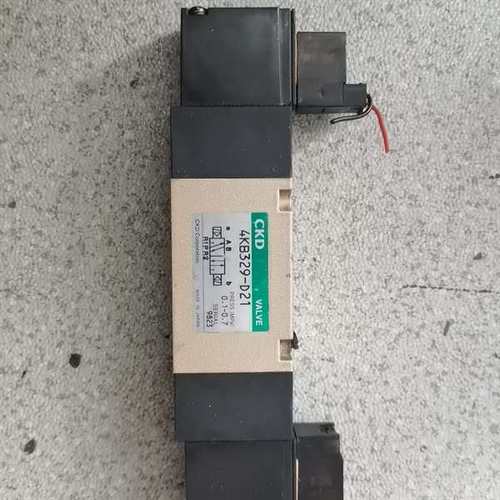 议价-CKD电磁阀 4KB329-D21，24V ，拆机件 功能包