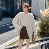 现货数据好！米白色V领气质款皮毛一体外套B208-9092-P190K288，女装短外套，浙宝208