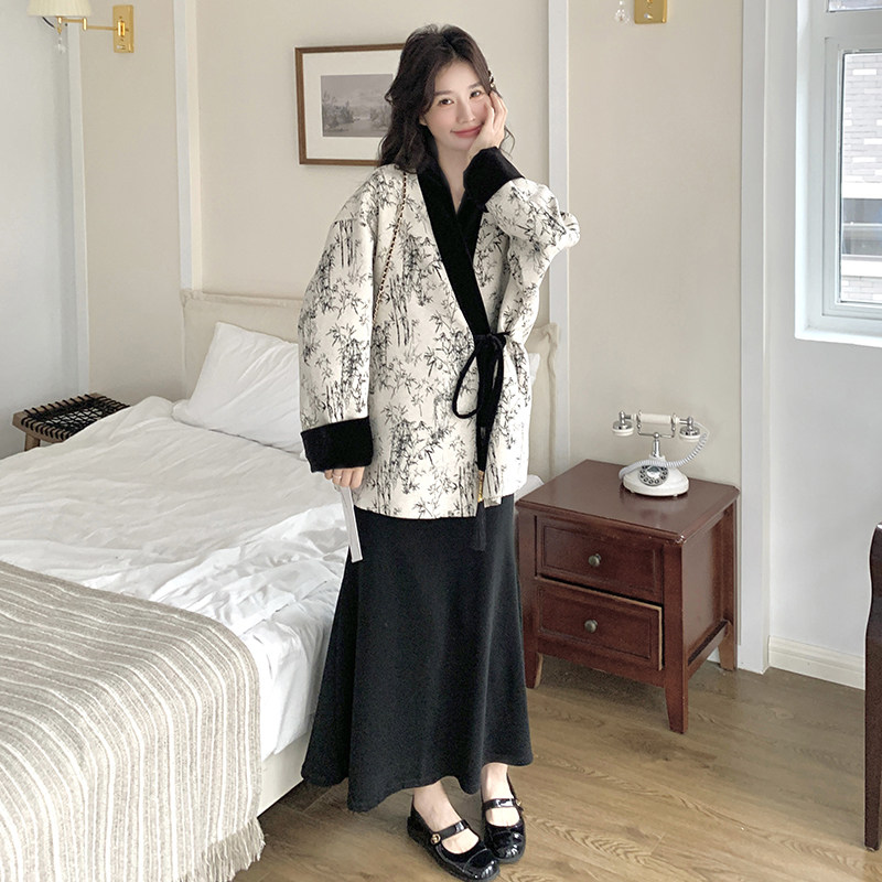 早秋高级感新中式风外套女2025新款设计感水墨提花气质上衣,女装短外套,浙宝208