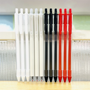 MINISO名创优品三角杆矫姿顺滑流畅ST头简约按动中性笔0.5mm黑色