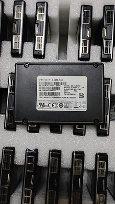 【议价】三星PM1733 9a3 1743 3.84TB U.2 nvme企业级固态硬盘SSD